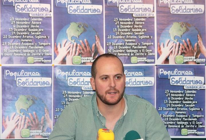 El presidente de NN GG Guadalajara presenta la campaña “Populares Solidarios” que este año también recogerá juguetes además de alimentos no perecederos