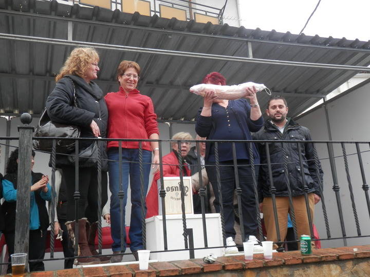 Mayte Ramos y Tere Leganés, ganadoras del XXXV Concurso de la Fiesta de las Migas de Jadraque