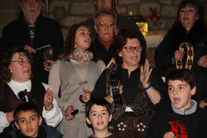 Ocho rondas alcarreñas le dan la bienvenida a la navidad en Pareja