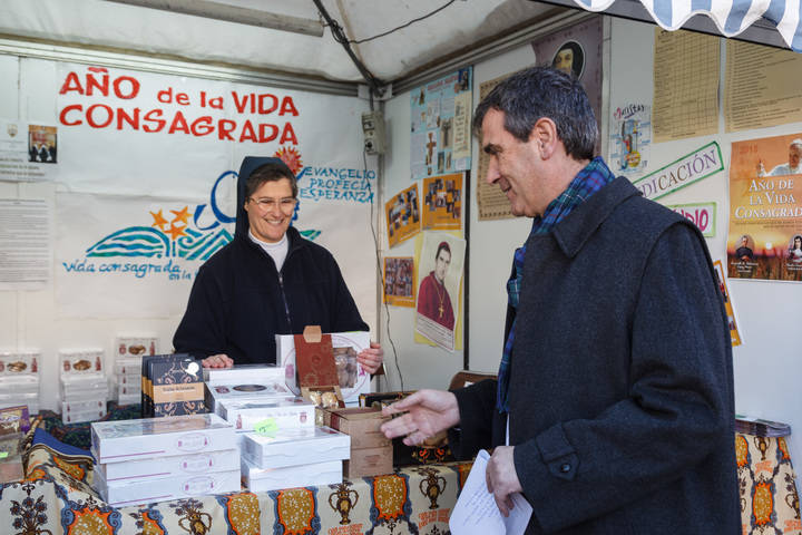 Inauguradas la Feria de Artesanía y el mercado navideño en el centro histórico de la ciudad