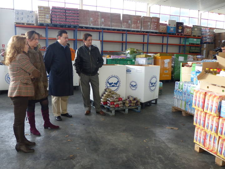 Guarinos: “La labor del Banco de Alimentos es fundamental hoy en día por ello hemos incrementado la ayuda desde la Diputación”