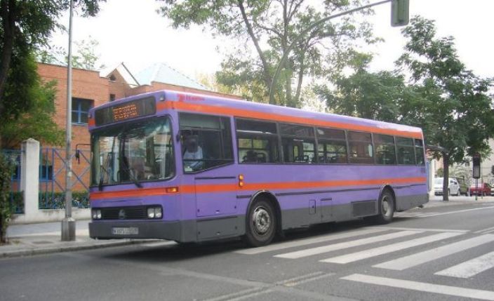 Los usuarios del autobús urbano suben por octavo mes consecutivo