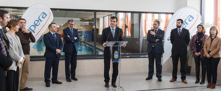 El Alcalde ha inaugurado oficialmente el Centro Acuático Municipal