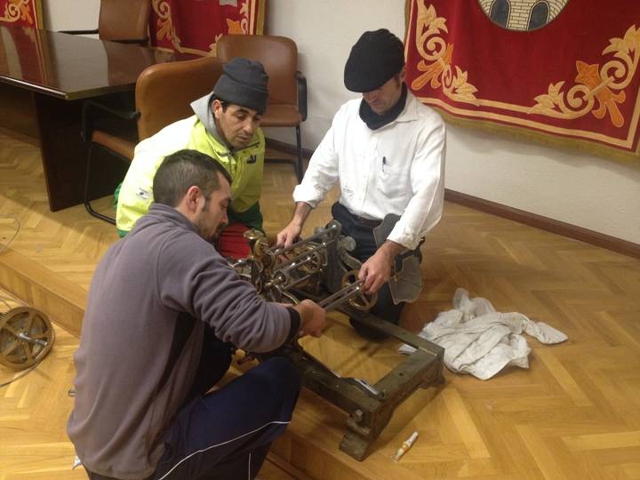 Aranzueque repara la Torre del Reloj ubicado en la Casa Consistorial