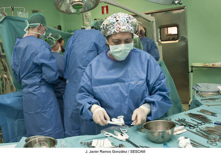 El Hospital Universitario de Guadalajara reduce su lista de espera quirúrgica en más de 650 pacientes