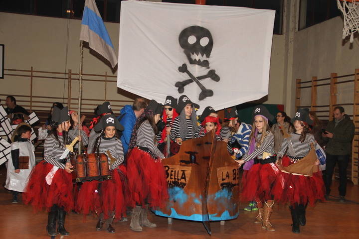 “La tripulación de Sir Francis Drake”, premio al mejor disfraz de grupos en el concurso de Sigüenza 