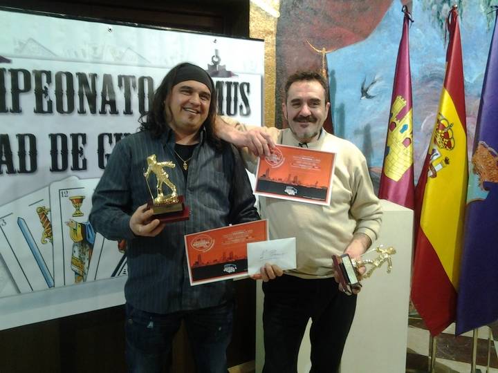 Julián Manzano y Juan Peñalver, ganan el 12º Campeonato de Mus de Carnaval 