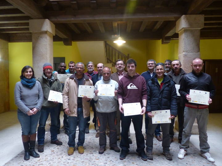 La Diputación entrega los diplomas de los cursos de formación del programa DipuEmplea