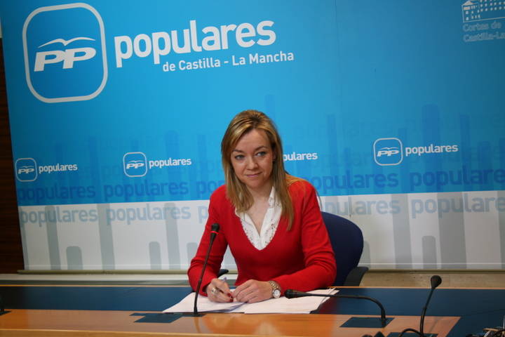 Inmaculada López asegura que el pacto Page-Podemos está cerrado y que “tiraría por la borda lo que ha conseguido la presidenta Cospedal, junto a los ciudadanos, estos cuatro años”