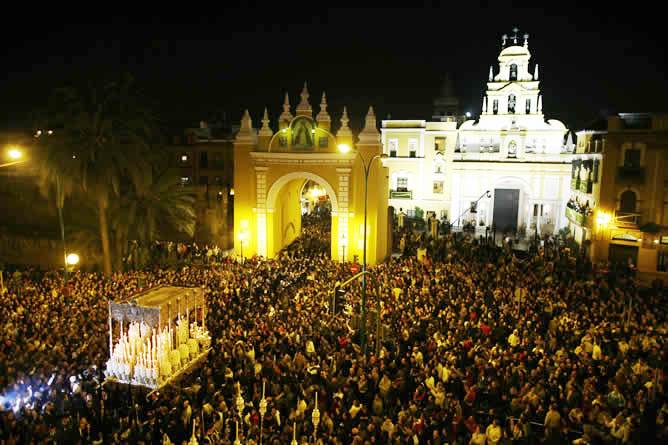 Más de medio millón de personas presenciarán en el centro de Sevilla 