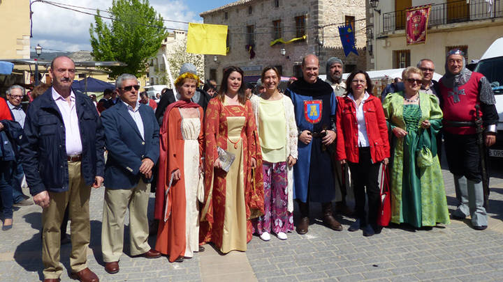 Ana Guarinos ensalza el gran potencial de Pareja y la implicación del pueblo en su Feria Medieval 