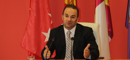 Carnicero defiende la apuesta del Gobierno central por la Tercera Conducción y la conexión Sorbe-Bornova