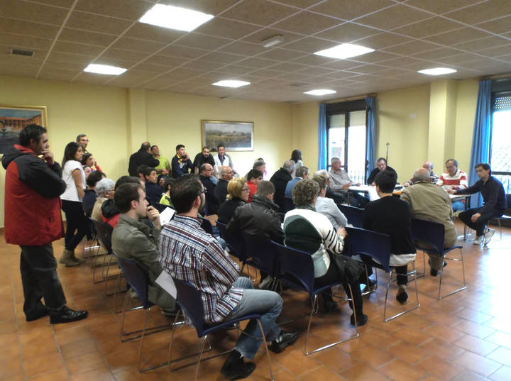 La Hermandad de la Soledad de Yunquera conmemora la Pascua con los actos del domingo de Cuasimodo