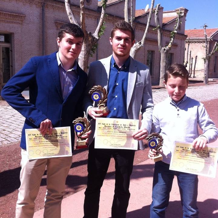 Los yunqueranos Sergio Montero Gutiérrez, Javier Montero Gutiérrez y Diego Guilhot Gamiz premiados en la XV Gala de la Federación de Judo y Deportes Asociados de Castilla-La Mancha