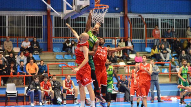 Derrota del Alza ante Quintanar en el último partido en casa ante una afición agradecida