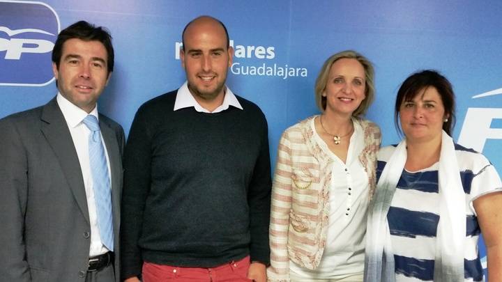 Carmen Casero muestra su apoyo a la candidatura del PP en Marchamalo