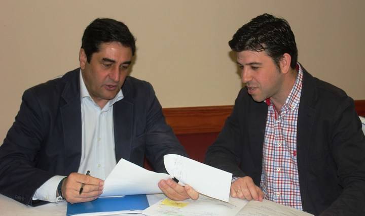 José Ignacio Echániz y Javier López se reúnen para hablar del estado de la sanidad en Torrejón del Rey