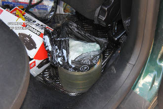 La Guardia Civil detiene en Mirabueno a dos personas por tráfico de drogas