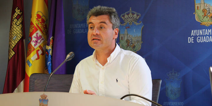 Alfonso Esteban: Daniel Jiménez vive de ocurrencias porque sabe que no va a ser alcalde de Guadalajara