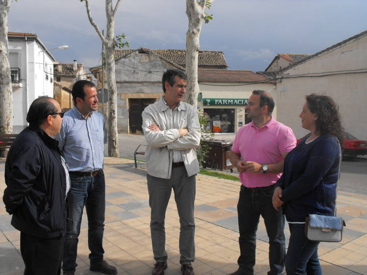 Antonio Román instalará tecnología 3G en Usanos y fibra óptica en Taracena, Valdenoches e Iriépal