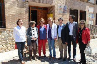 Casero mantiene una reunión de trabajo con los empresarios de Fontanar