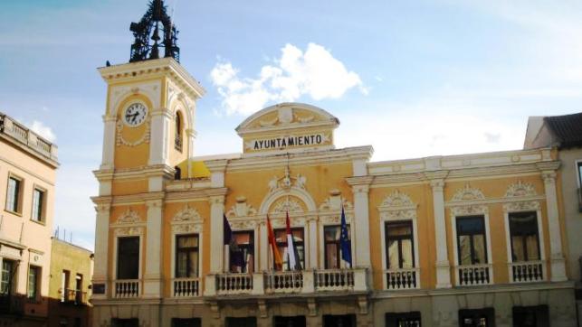 El Ayuntamiento de Guadalajara recibe el proyecto del nuevo Palacio de Justicia