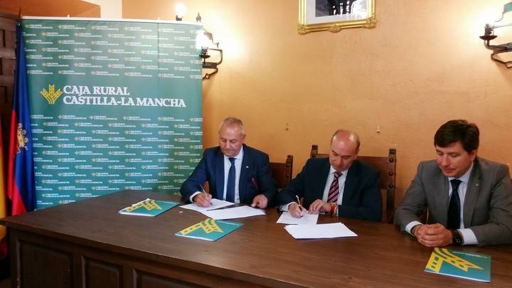 El Ayuntamiento de Sigüenza refinancia su deuda con Caja Rural CLM en condiciones ventajosas