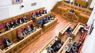 Castilla-La Mancha constituye su nuevo Parlamento tras la toma de posesión de sus 33 diputados