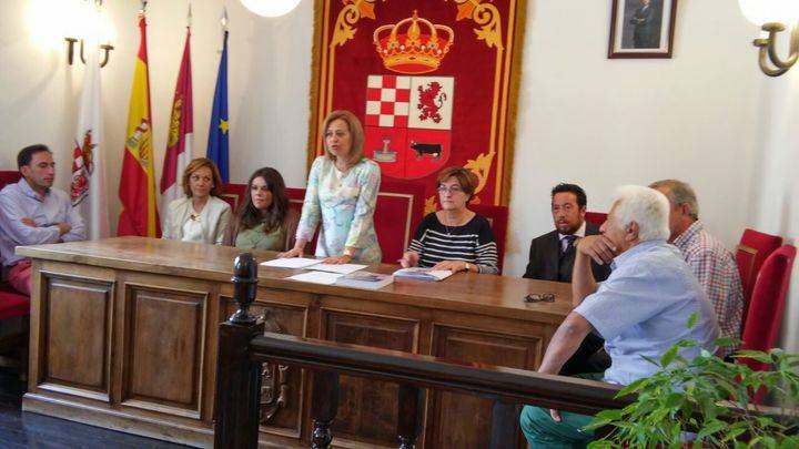 Montserrat Rivas toma posesión como alcaldesa de Fuentenovilla