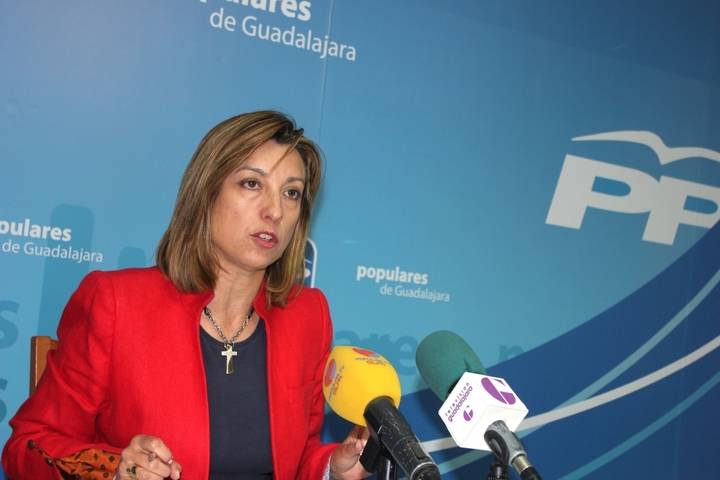 Encarna Jiménez condena “las coacciones y agresiones verbales propias del régimen de Venezuela” que sufrió un concejal de Ciudadanos tras la constitución del Ayuntamiento 