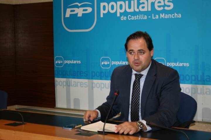 Francisco Núñez advierte a Podemos que será cómplice del pasado “más negro en Castilla-La Mancha”