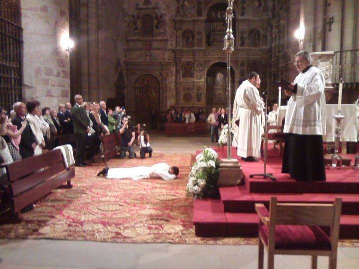 Sagradas órdenes en la Ciudad del Doncel