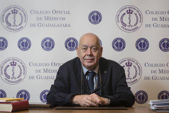 Fallece Ramón Ochoa, el carismático presidente del Colegio de Médicos de Guadalajara