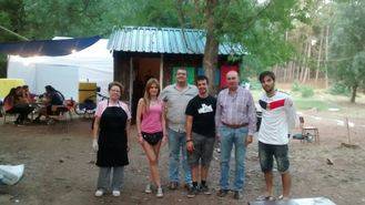 El alcalde de Sigüenza y el concejal de Juventud visitaron el campamento de 'Abriendo Camino'