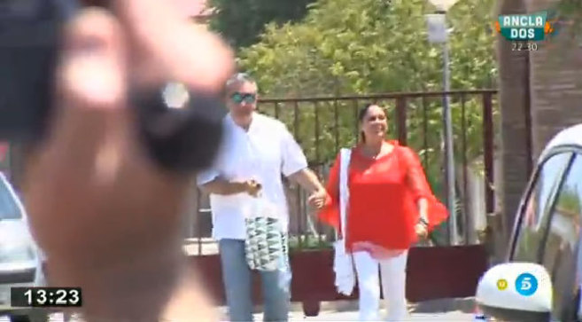 ÚLTIMA HORA : Isabel Pantoja ingresada en un hospital de Sevilla