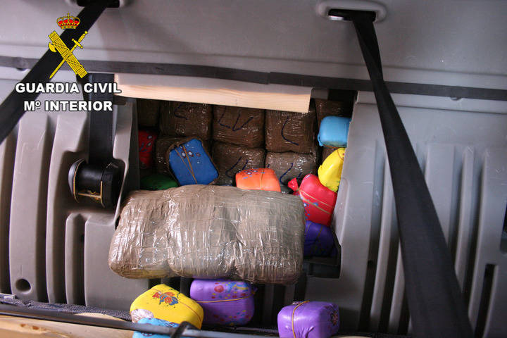 La Guardia Civil ‘pilla’ a dos personas en Gajanejos con 330 kilogramos de hachís