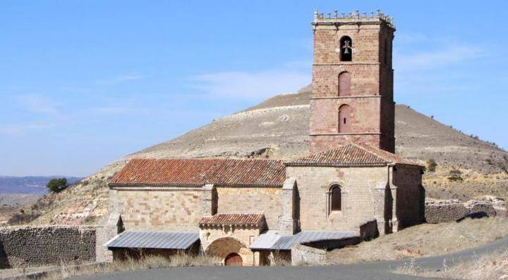 La fachada de la iglesia de Atienza escondía un artefacto explosivo desde hacía 70 años