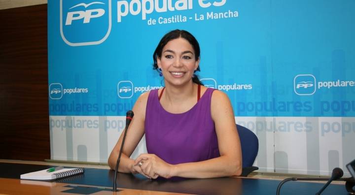 La popular Claudia Alonso denuncia que “Page pretende cambiar la ley para controlar RTVCM”