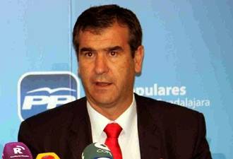 Román: La reforma del IRPF conllevará una inyección de 55 millones de euros para los declarantes en Guadalajara