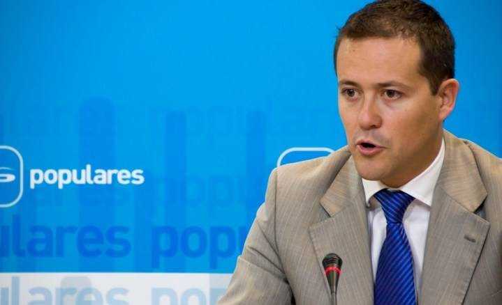 Velázquez denuncia que Page quiere imponer “que haya diputados de primera y segunda”