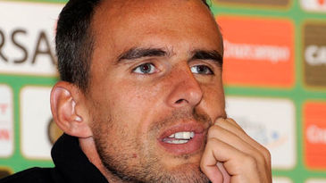 Pillan a un jugador del Rayo Vallecano a 234 kilómetros por hora en un Porsche