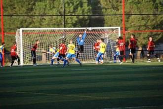 Sufrida victoria del Azuqueca en el Paco Simón