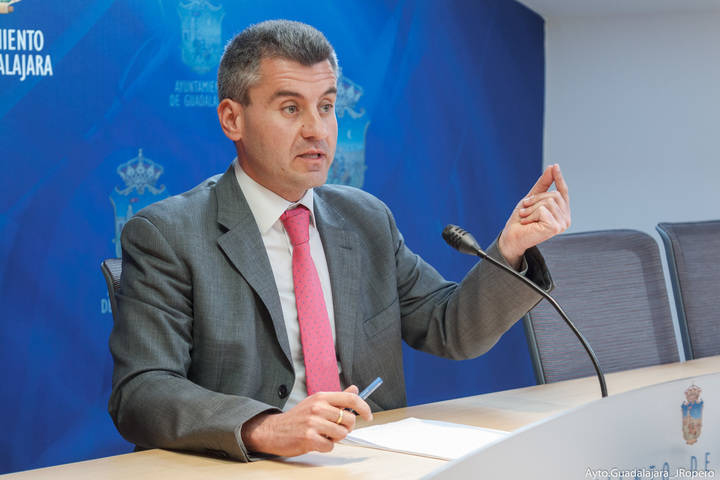 Alfonso Esteban: “La moción de Transparencia está en vías de cumplimiento, aquí nadie tenemos nada que ocultar”