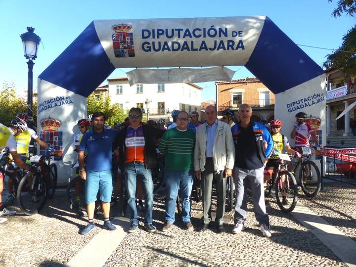 Más de 200 corredores se dan cita en Torija en la undécima prueba del Circuito Mountain Bike de Diputación