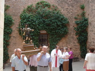 Palazuelos honra a su patrono San Roque