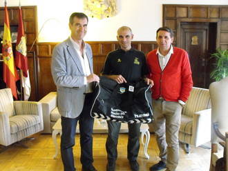 El triatleta alcarreño Eusebio Paradinas se va a Hawái a participar en el Iroman