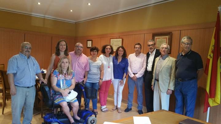 Nipace, Cáritas y la Asociación de Esclerosis Múltipe reciben la solidaridad del Colegio de Médicos de Guadalajara