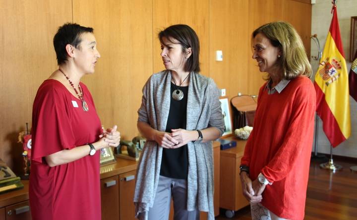 La Consejería de Educación y la Universidad regional mantienen un encuentro para facilitar la colaboración entre ambas instituciones