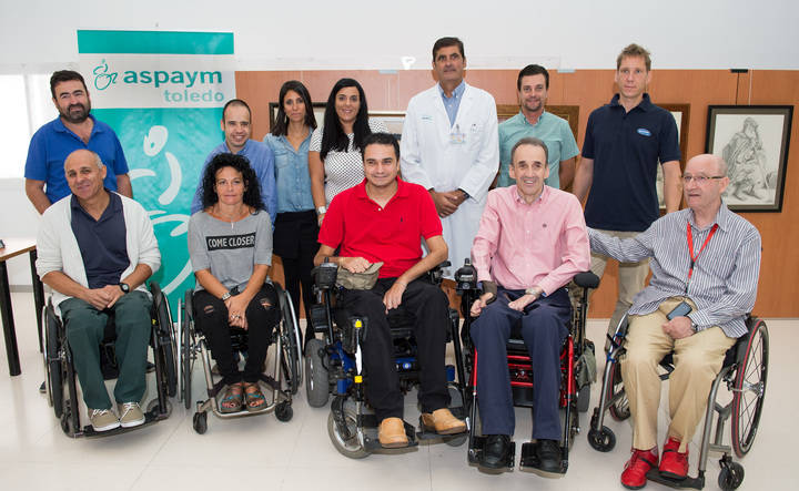 El Hospital Nacional de Parapléjicos acoge una exposición de artistas socios de ASPAYM 
