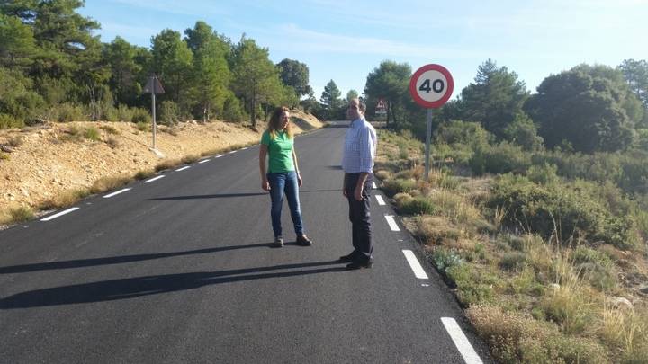 La carretera de acceso de Oter y Carrascosa del Tajo, mejorada por Diputación